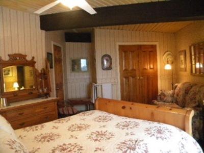 Stouffermill Bed & Breakfast Algonquin Highlands Room photo